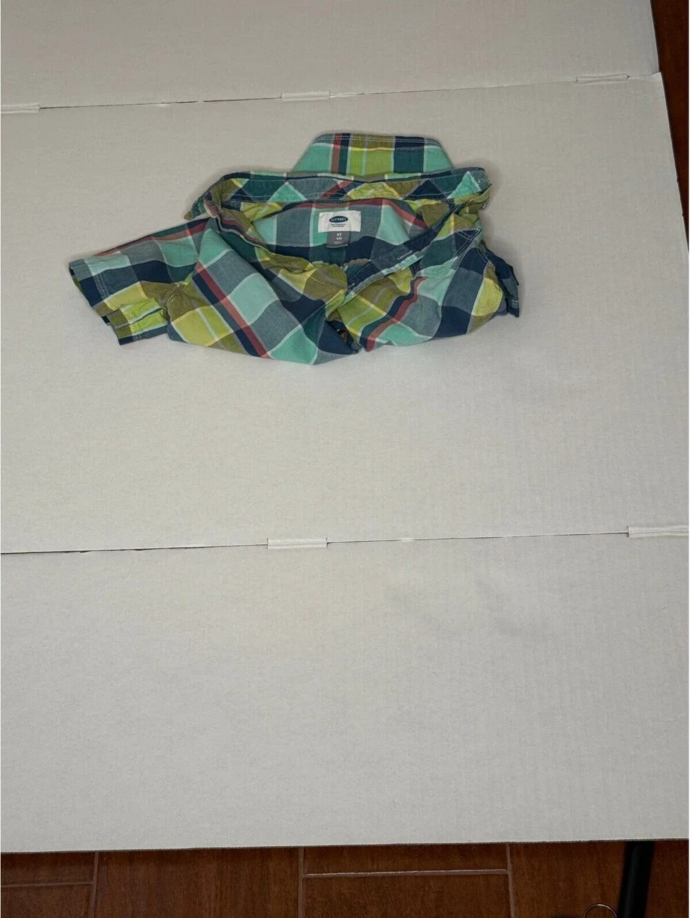 Old Navy Boys Plaid Short Sleeve Button-Up Shirt Size 4T
